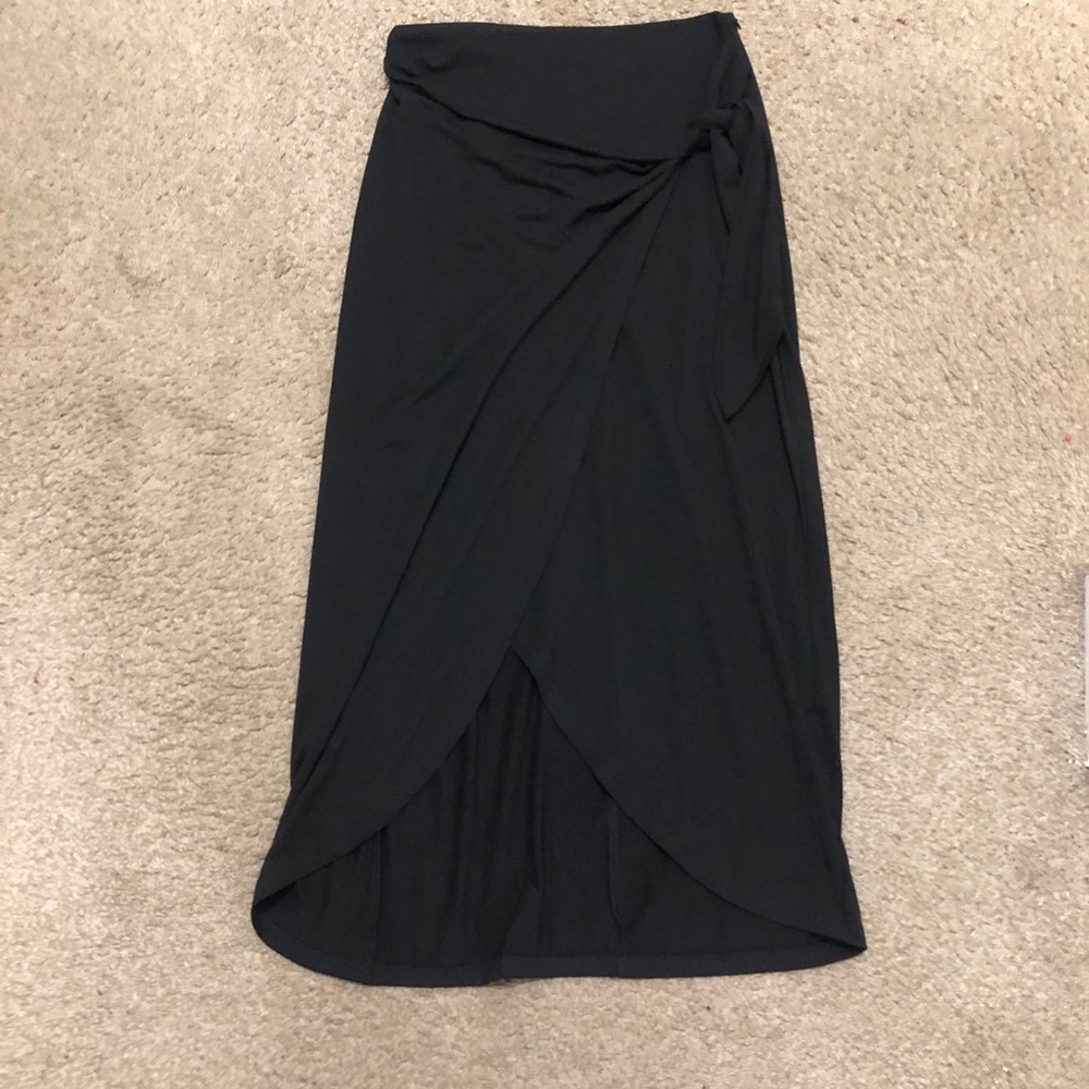 Wit smile Chic Black High-Low Wrap Skirt with Side Knot Size M NWT - Picture 3 of 5
